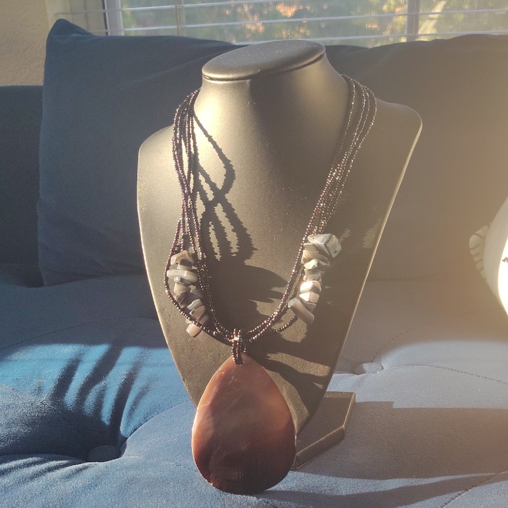 Elegant Black and White Beaded Necklace
